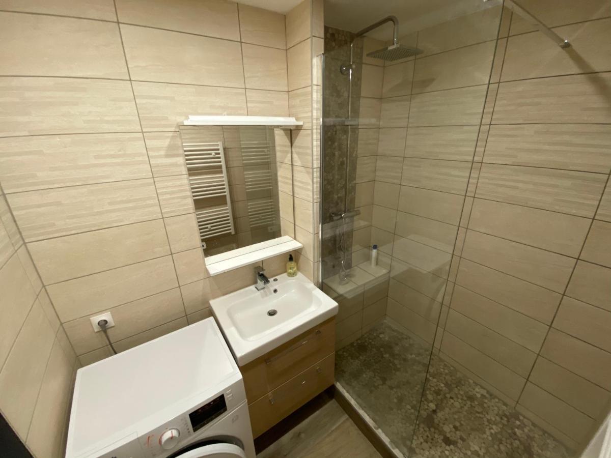 09 Chic & Cosy Grand Appart 4 Pieces 75M2 Hypercentre Wifi Smart Tv Netflix Saint-Etienne  Zewnętrze zdjęcie